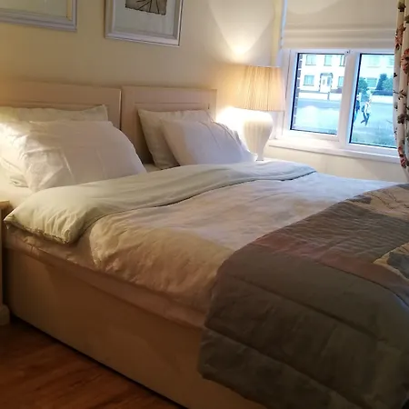 The Vee B&B-2